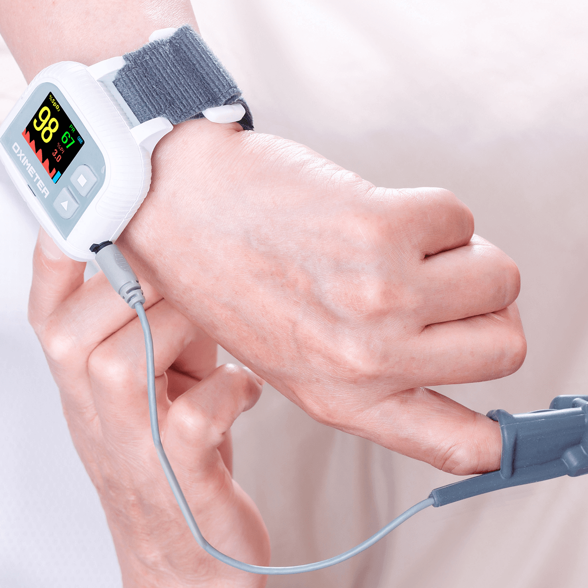 PC68B Wearable Pulse Oximeter With Reminder For Home Use